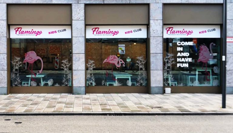 Schaufenster Folierung Beschriftung Flamingo Frankfurt