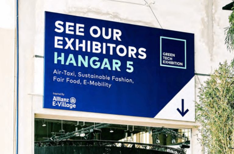 Die Folienritter Outdoor Textilrahmen für Eventbeschilderung und Wegführung